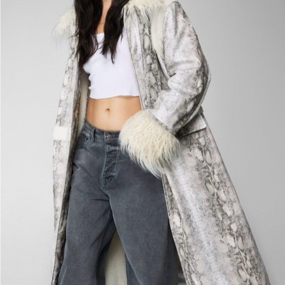 Nastygal sherpa lined snake skin long coat. 
US 12 Like New